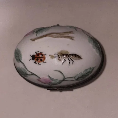 Vintage Limoges France Trinket Box image indicator(7)