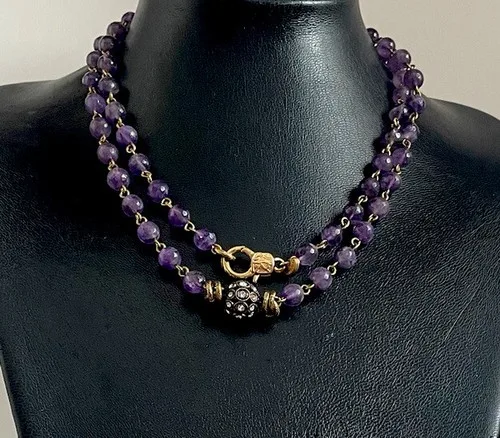 MONREVE AMETHYST NECKLACE GOLD TONE w/ CRYSTAL STATION image indicator(2)