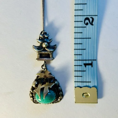 NEIGER BROTHERS ART DECO PEKING GLASS PENDANT NECKLACE image indicator(8)