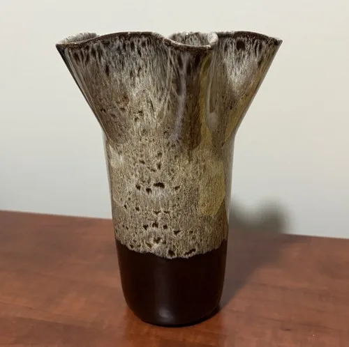 Studio Pottery Evangeline Canada 978 Retro MCM Vintage Vase image indicator(4)