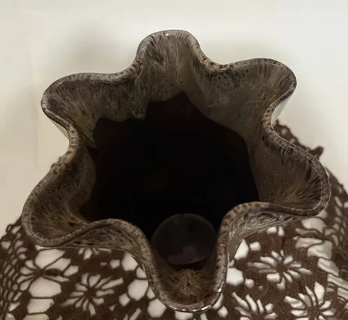 Studio Pottery Evangeline Canada 978 Retro MCM Vintage Vase image indicator(7)