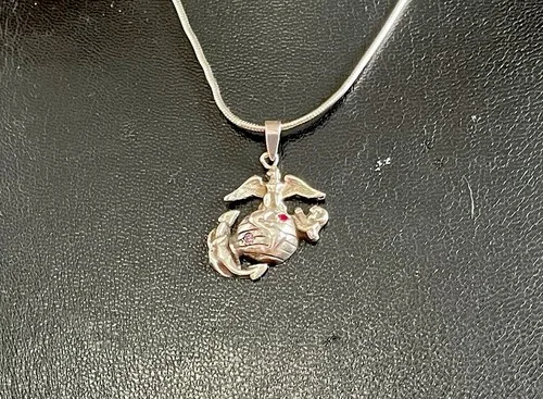 United States Marine Corps Insignia Pendant Sterling Silver Ruby image indicator(3)