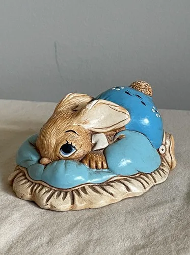 Dodger - Pendelfin Rabbit Figurine Vintage Made in England