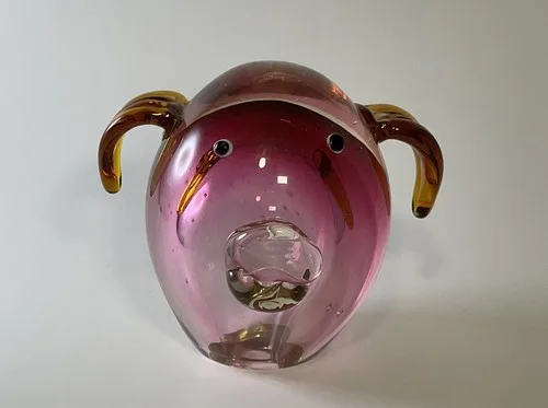 Fantastic Vintage Amberina Pig Blown Glass Paperweight
