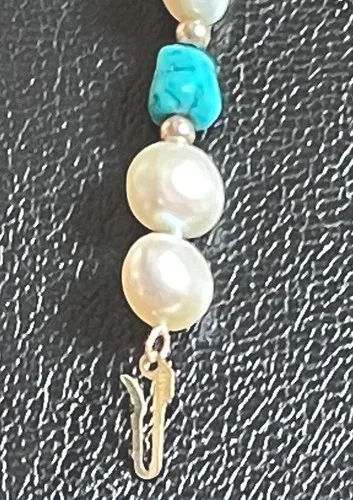 14k GOLD, TURQUOISE & WHITE PEARL NECKLACE image indicator(7)