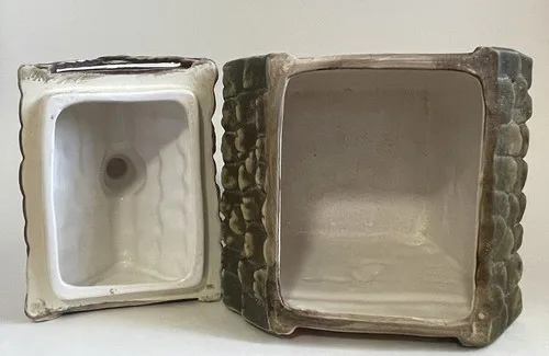 Vintage Gingerbread House Cookie Jar Made in Japan image indicator(7)