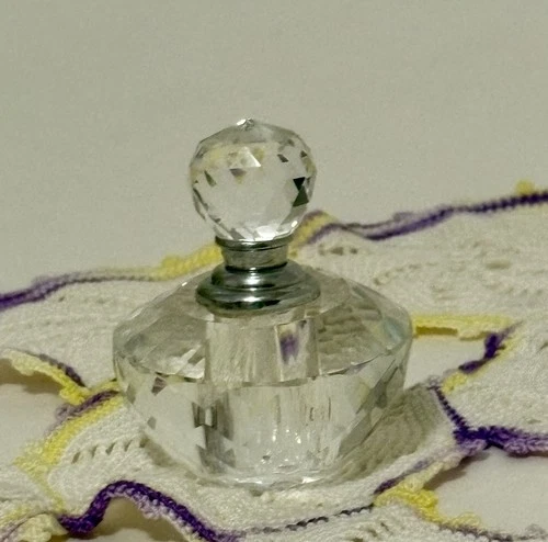 Casa Oleg Cassini Perfume Bottle - photo 3