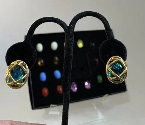 JOAN RIVERS EARRINGS SET IN BOX