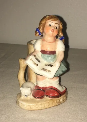 Made In Occupied Japan - Planter - Little Girl Singing With Her