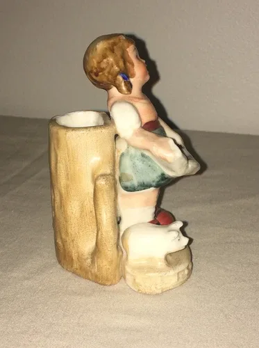 Made In Occupied Japan - Planter - Little Girl Singing With Her image indicator(2)