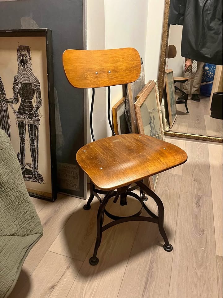 Faux Toledo chair / stool