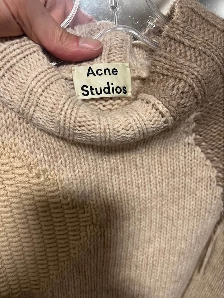 Sz. XS acne sweater - photo 3