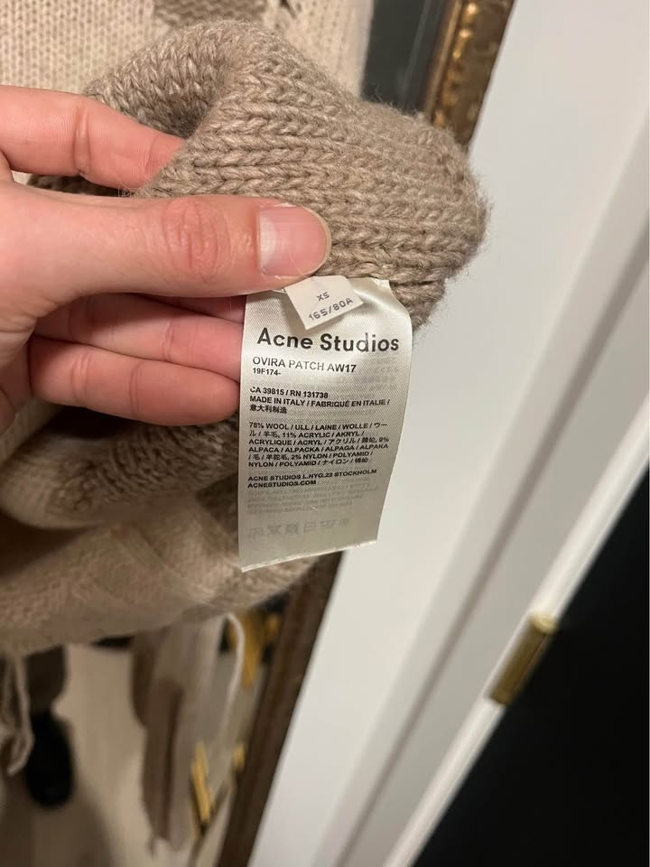 Sz. XS acne sweater - photo 4