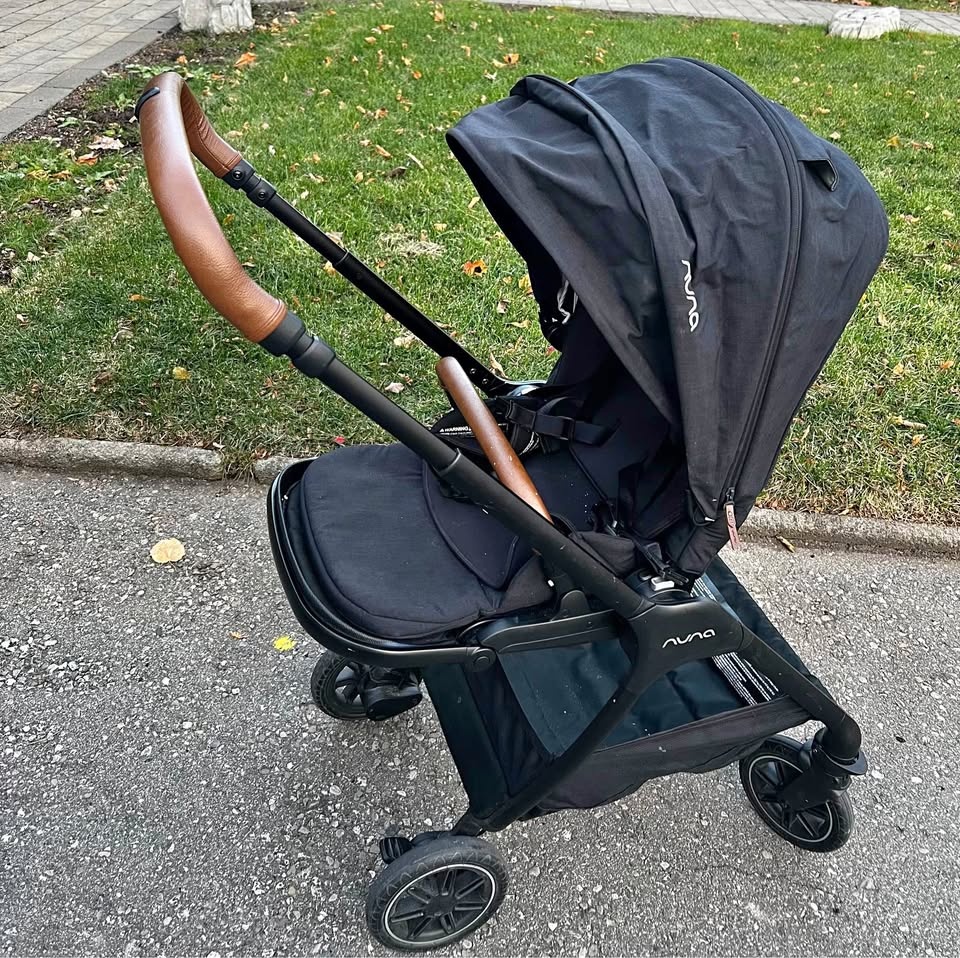 Nuna Triv Stroller- Excellent Used Condition
