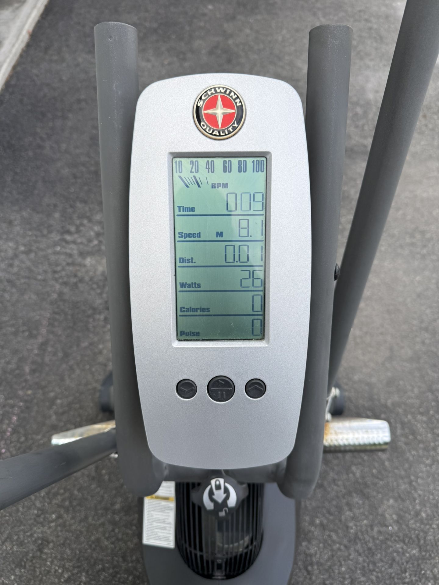 Schwinn Airdyne AD6 Fan/ Assault Bike - photo 2