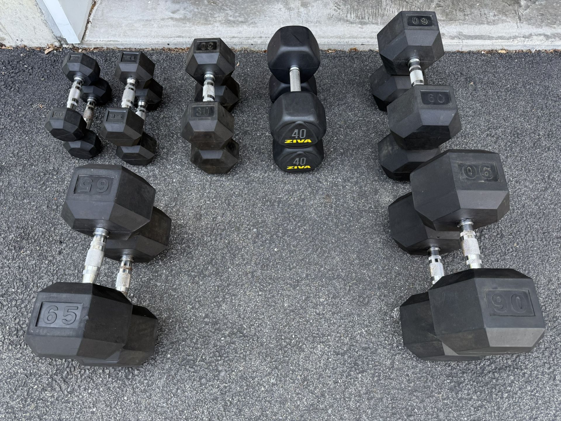 Rubber & Urethane Dumbbells 🚨 $1.50- $2 a pound 🚨