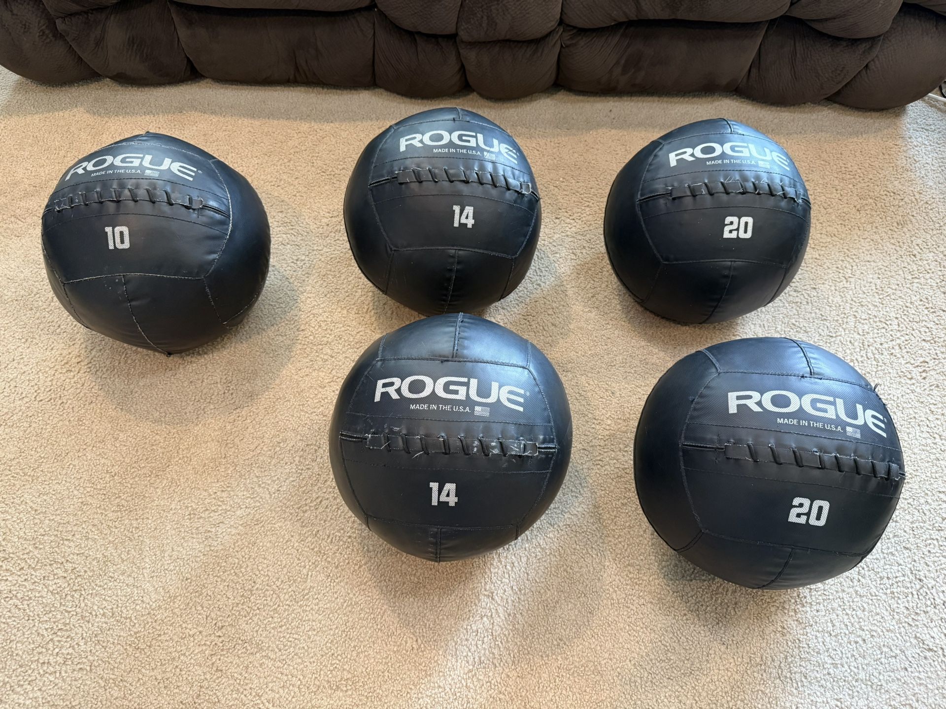 Rogue Fitness Wall/ Medicine Balls 🚨PRICES IN DESCRIPTION 🚨