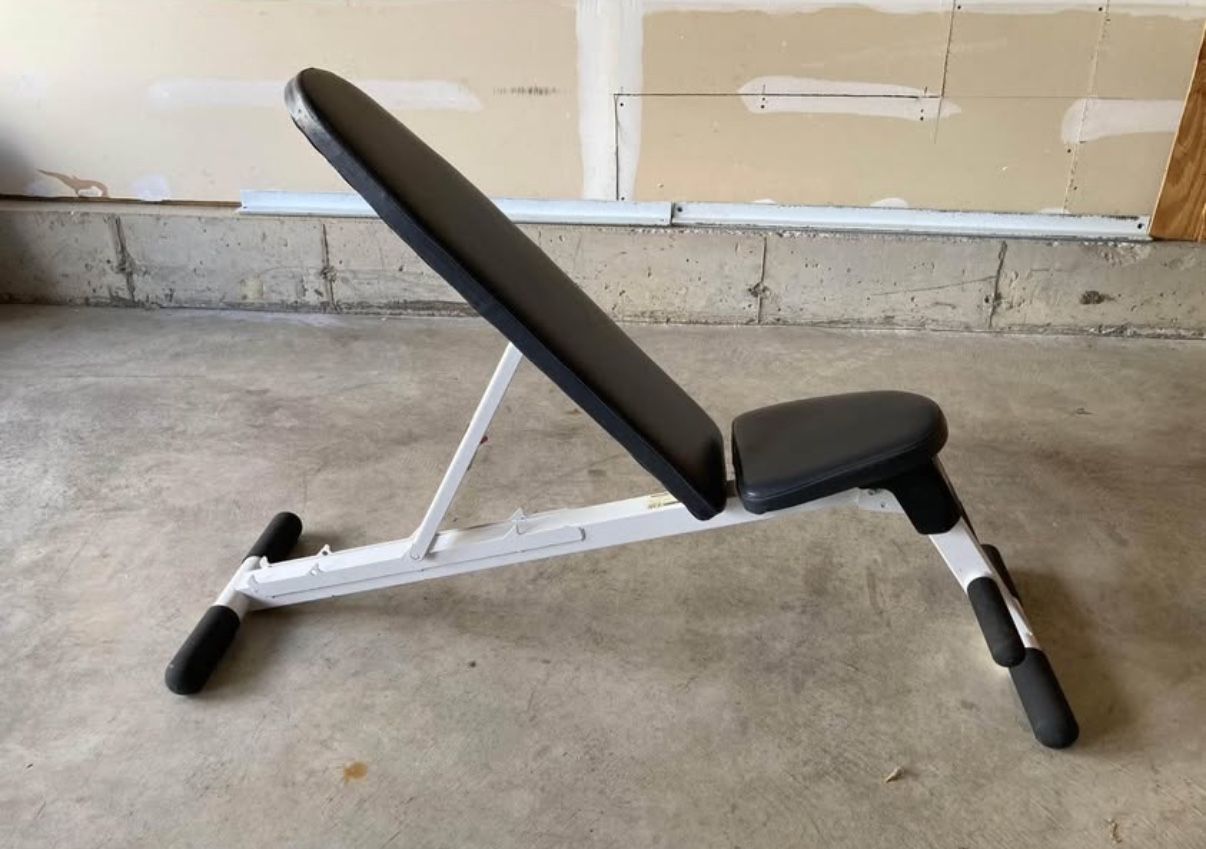 Hoist Adjustable FOLDING gym Weight Bench - photo 5
