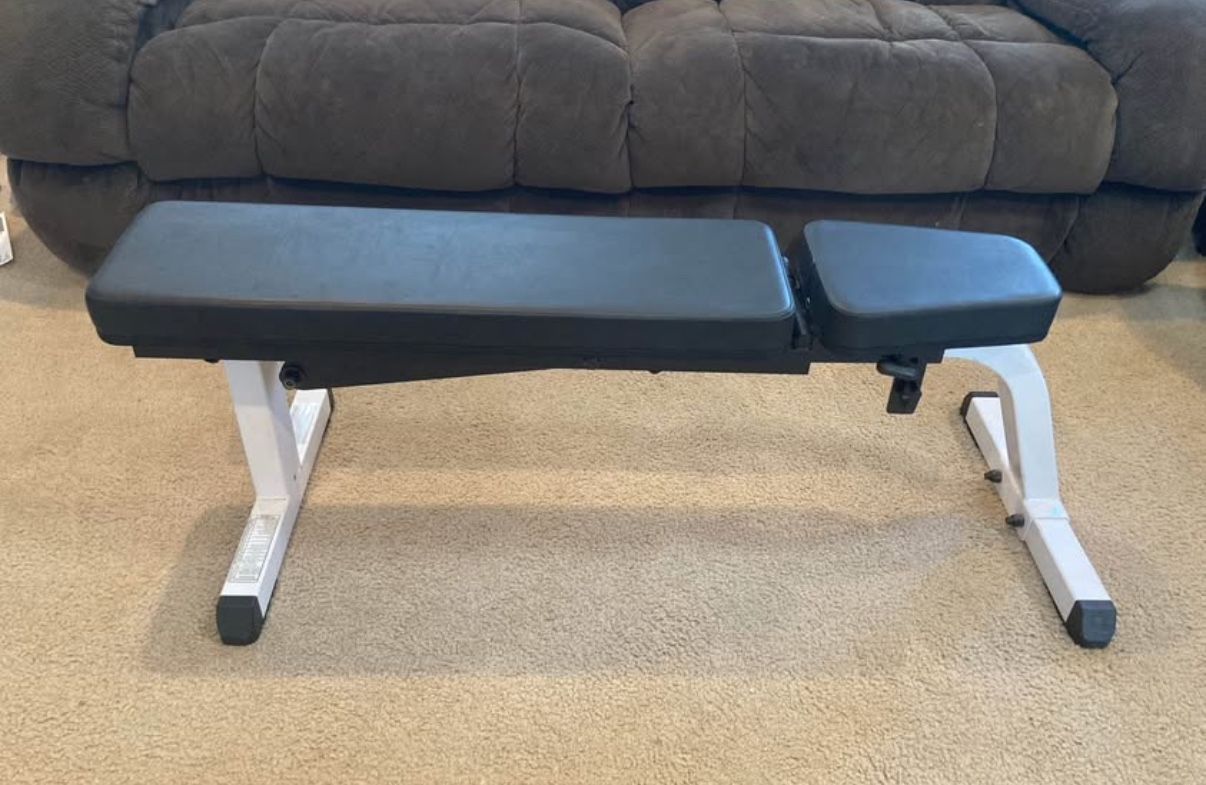 Body Solid Adjustable Weight Bench - photo 3