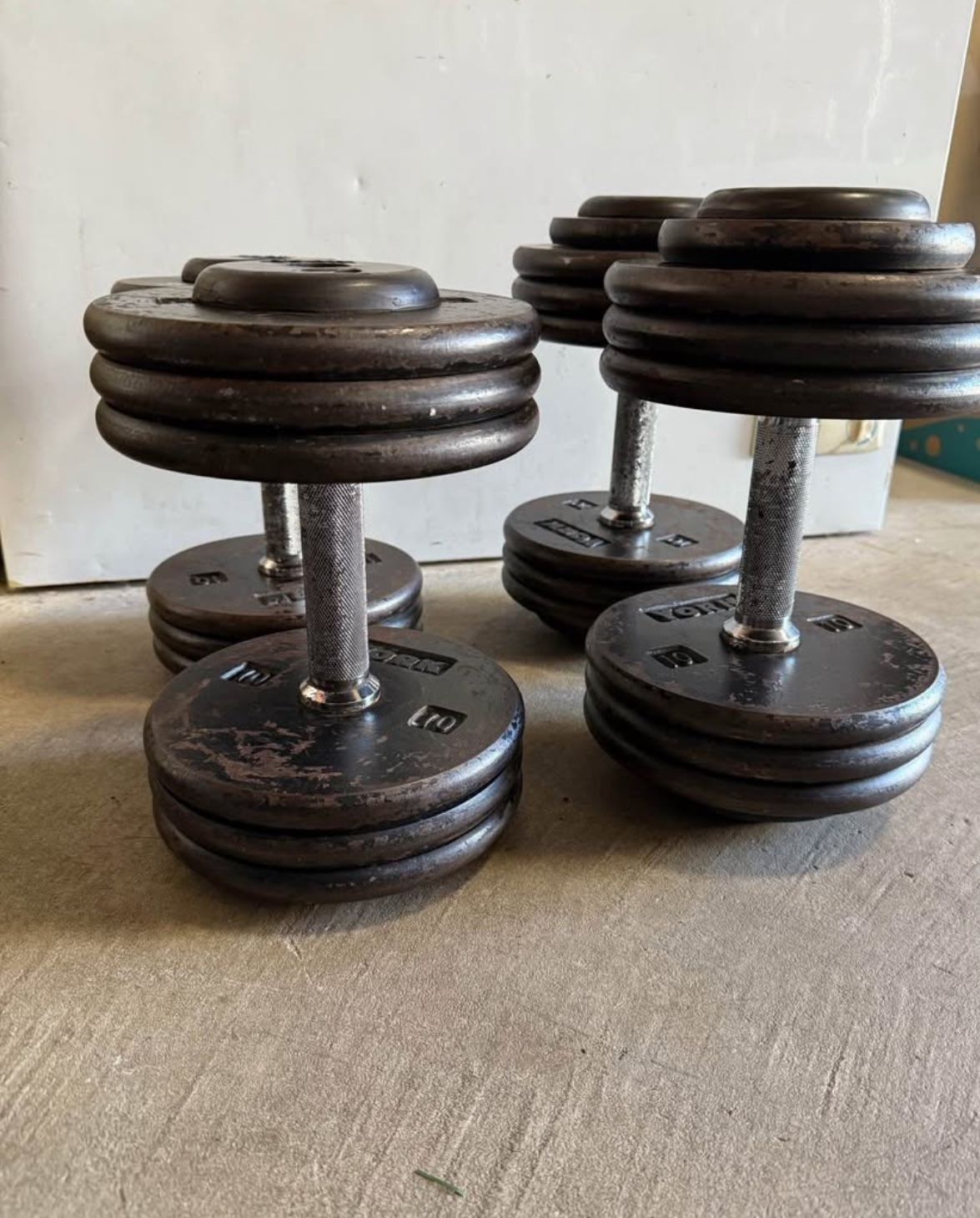 York Barbell Pro Style Dumbbells 65s & 75s - photo 3