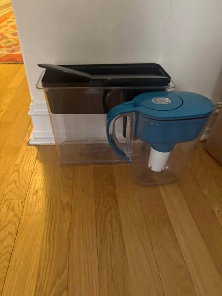 Britta water filter vases