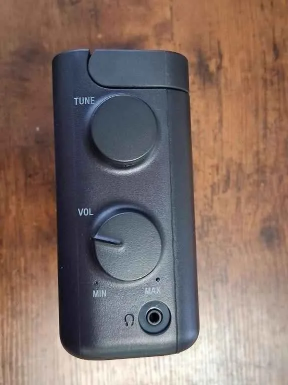 Sony ICF-506 Analog Tuning Portable image indicator(4)