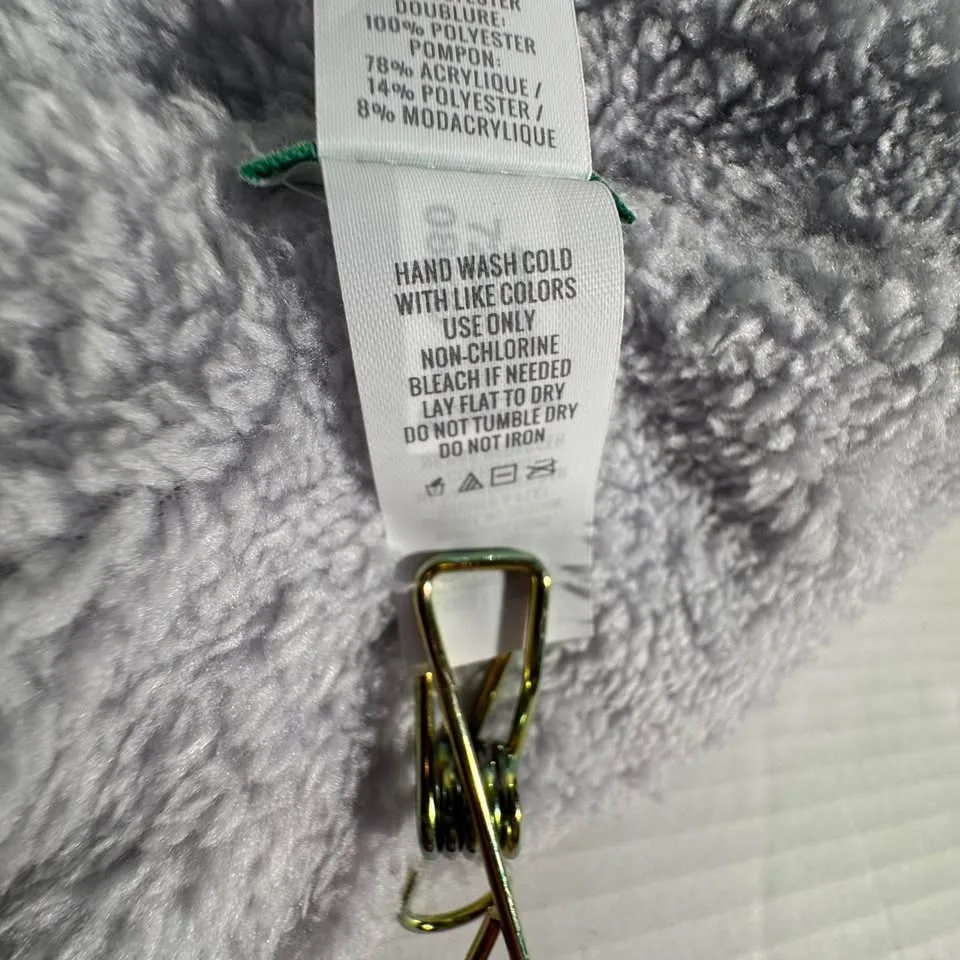 BRAND NEW Aerie Women's PomPom Hat Grey Knit image indicator(4)