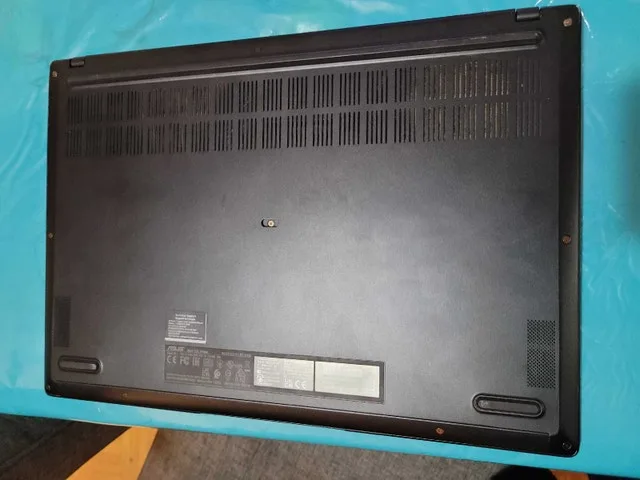 ASUS Vivobook S16 S5606M 16" OLED Display 120Hz image indicator(5)