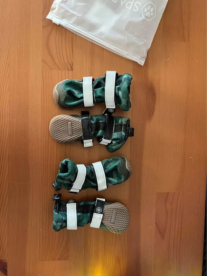 Dog boots image indicator(2)