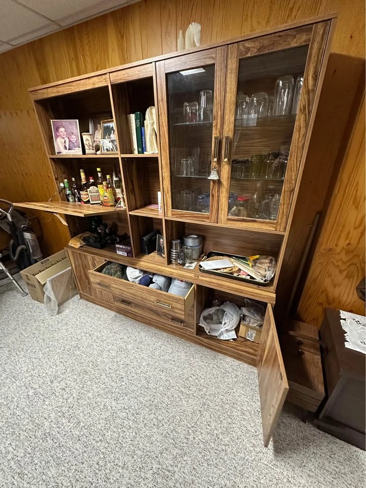Solid wood cabinet - photo 2