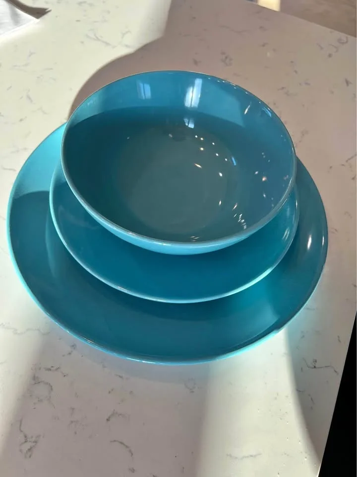 Beautiful Teal Blue Dish Set