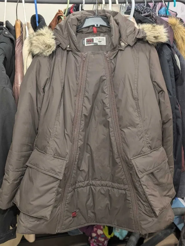 Winter and Fall Coats (Men's & Women's) image indicator(7)