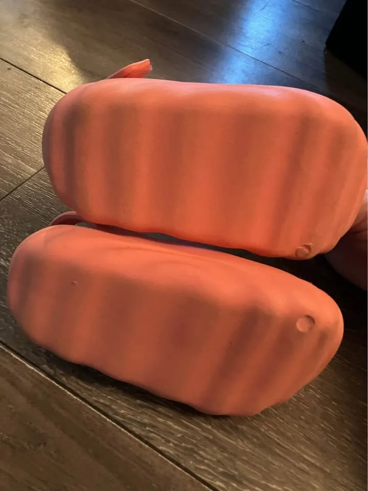 Joe Fresh Sandals - 6T/7T image indicator(3)