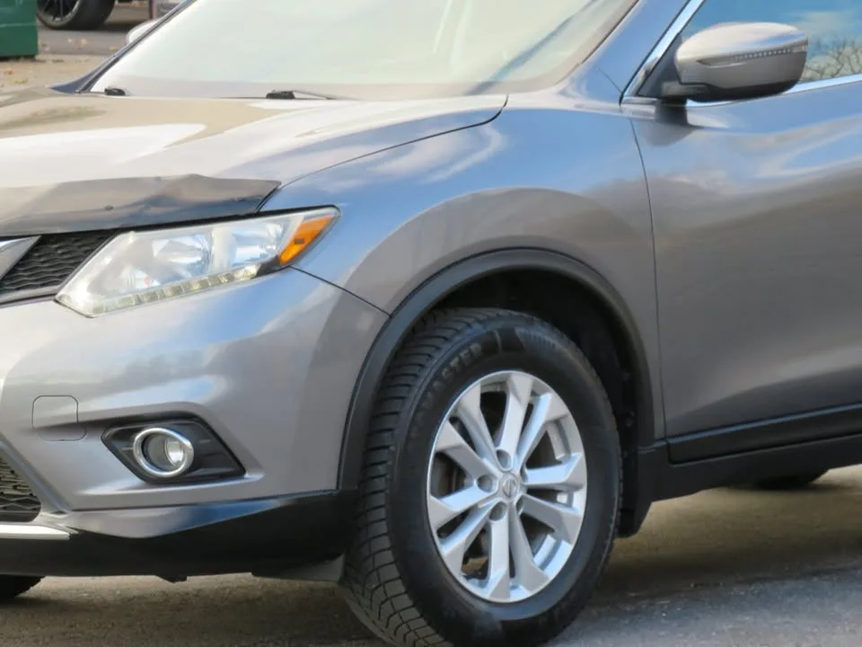 2016 Nissan Rogue SV w/B.Camera Heated Seats Low KM image indicator(2)