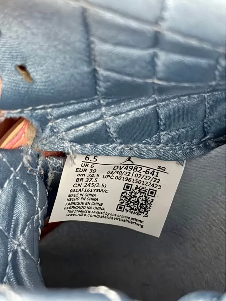 Jordan 5 retro DJ KHALED we the best crimson bliss youth 6.5 image indicator(4)