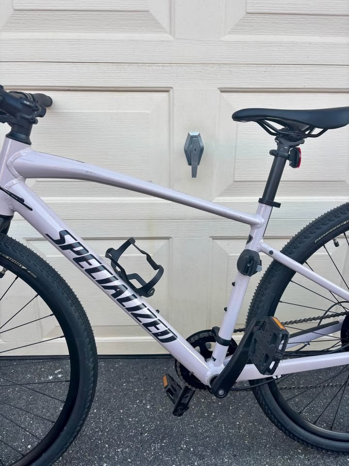 MINT CONDITION Specialized Sirrus X 2.0 - photo 3