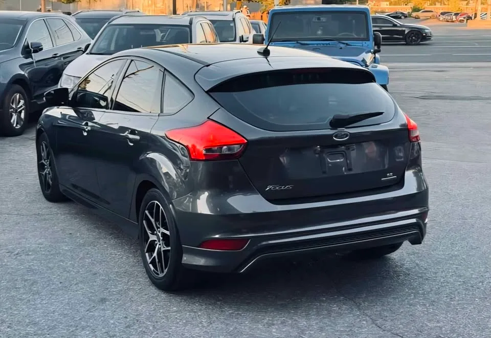 2015 Ford Focus image indicator(3)