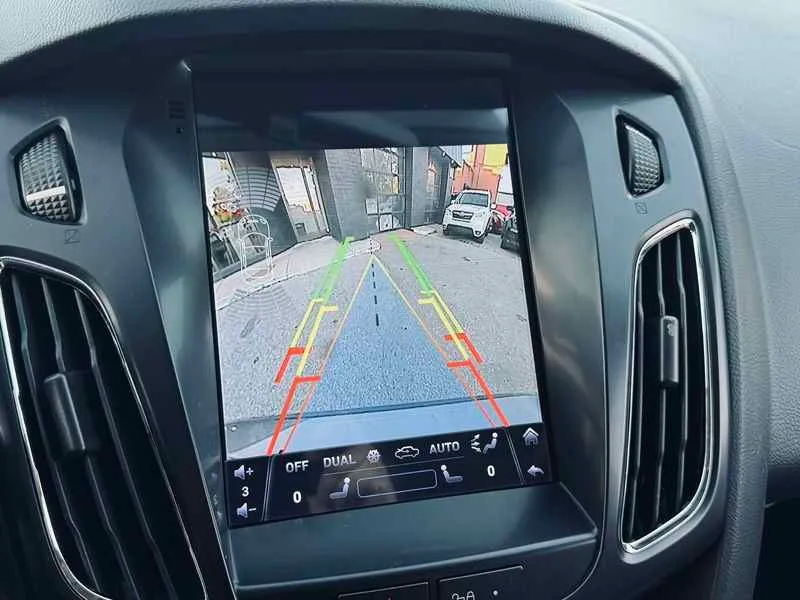 2015 Ford Focus image indicator(6)