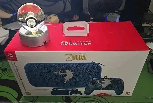 PDP Glow Wired Controller & Travel case Bundle Switch