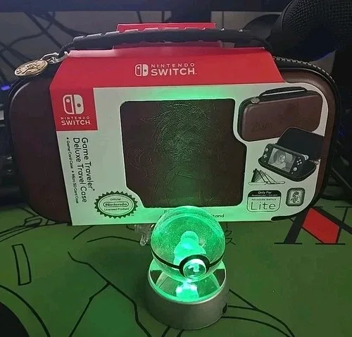 Nintendo Switch Lite Zelda Link Travel Case