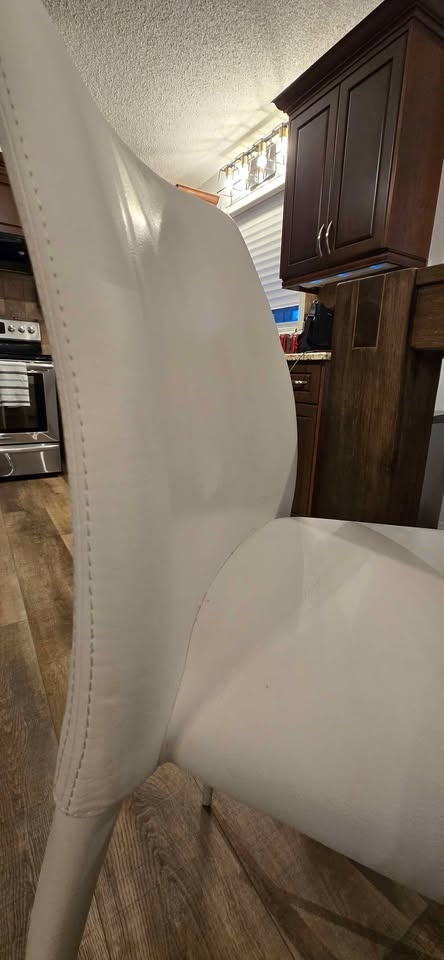 High Top Kitchen Set - Six Chairs - photo 5