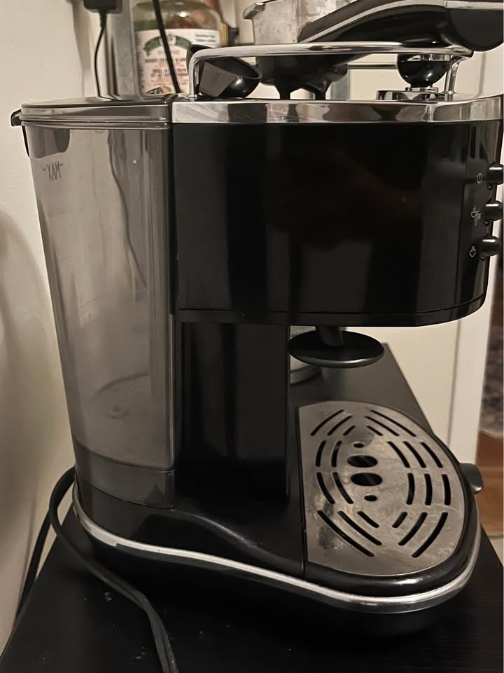 Delonghi Espresso Machine - photo 2