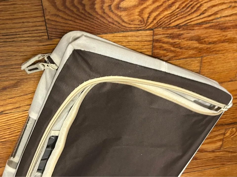 A foldable storage box! 🧺 *2 image indicator(2)