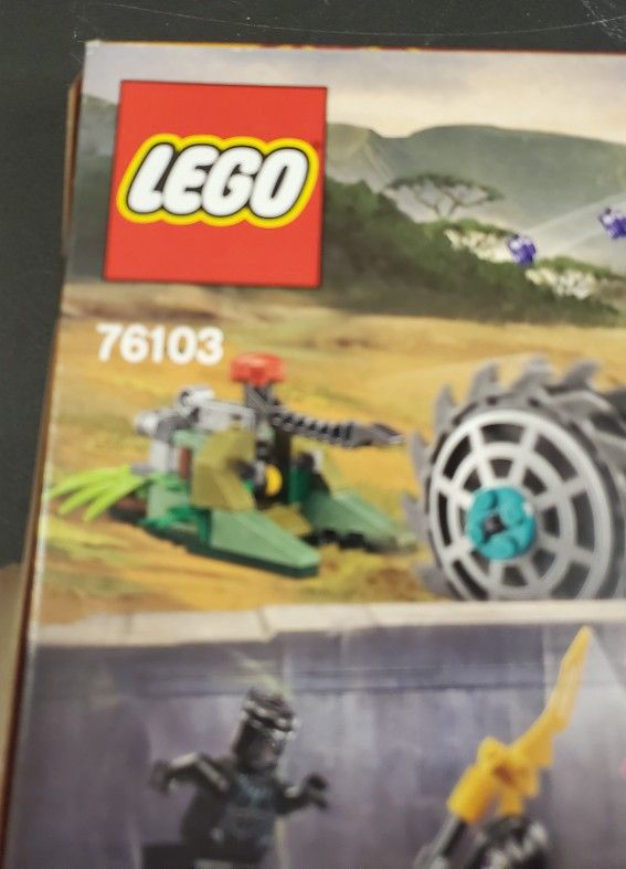 LEGO Super Heroes Corvus Glaive Thresher Attack 76103 - photo 3