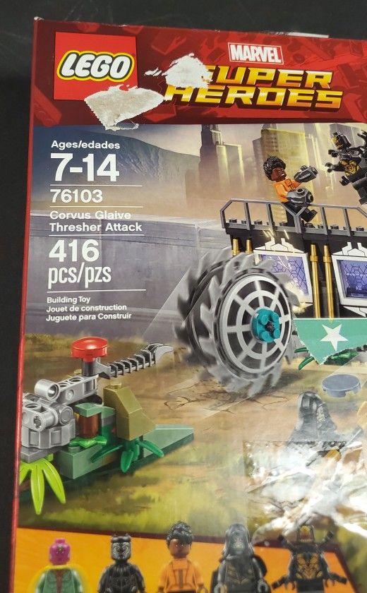 LEGO Super Heroes Corvus Glaive Thresher Attack 76103 - photo 4
