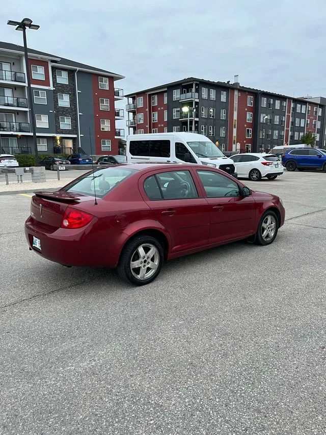 2009 PONTIAC G5!!! SUPER LOW KMS!!! FRESH SAFETY!!! image indicator(3)