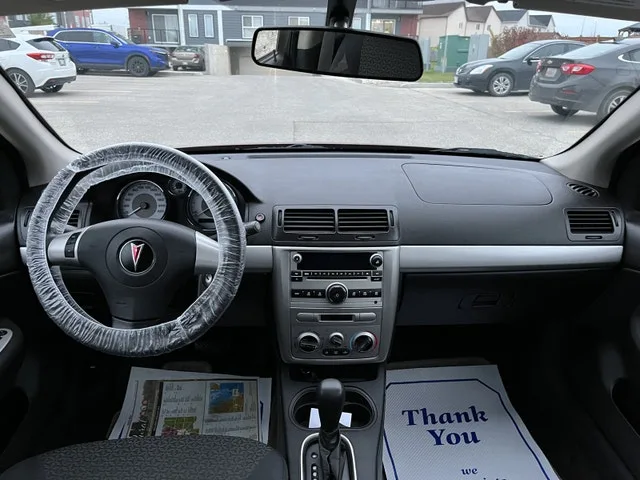 2009 PONTIAC G5!!! SUPER LOW KMS!!! FRESH SAFETY!!! image indicator(8)