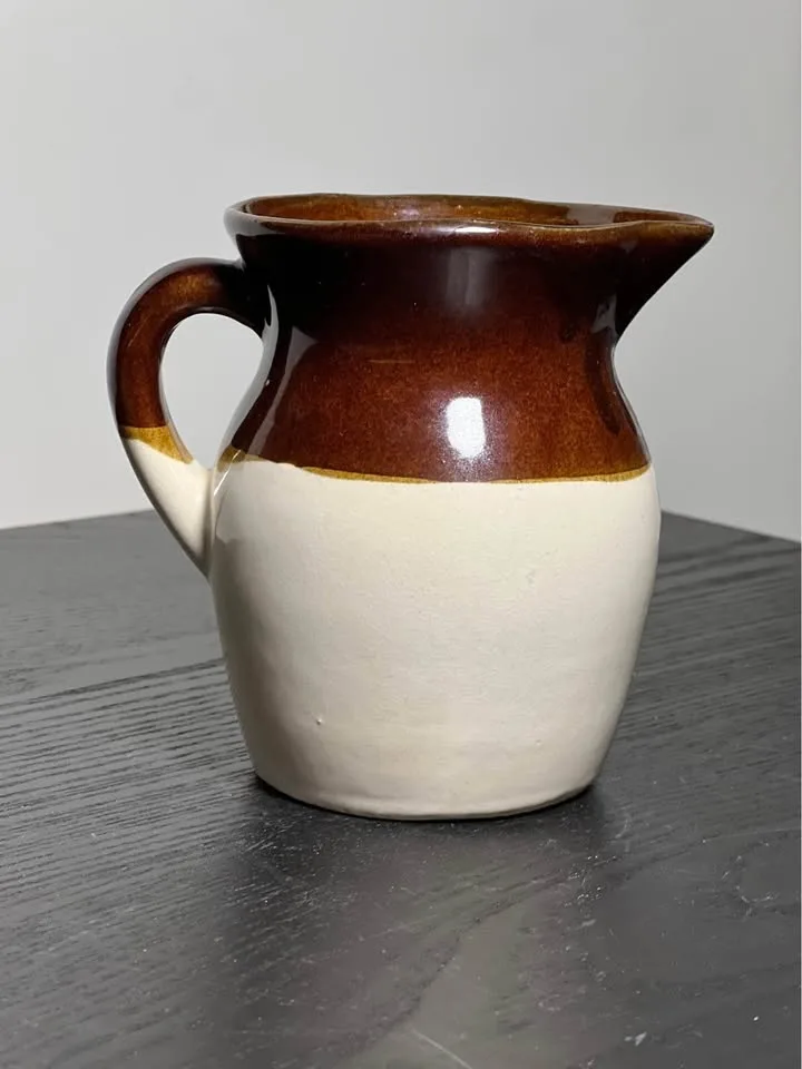 RRP Co. Roseville Ohio USA Stoneware Pottery Pitcher image indicator(4)