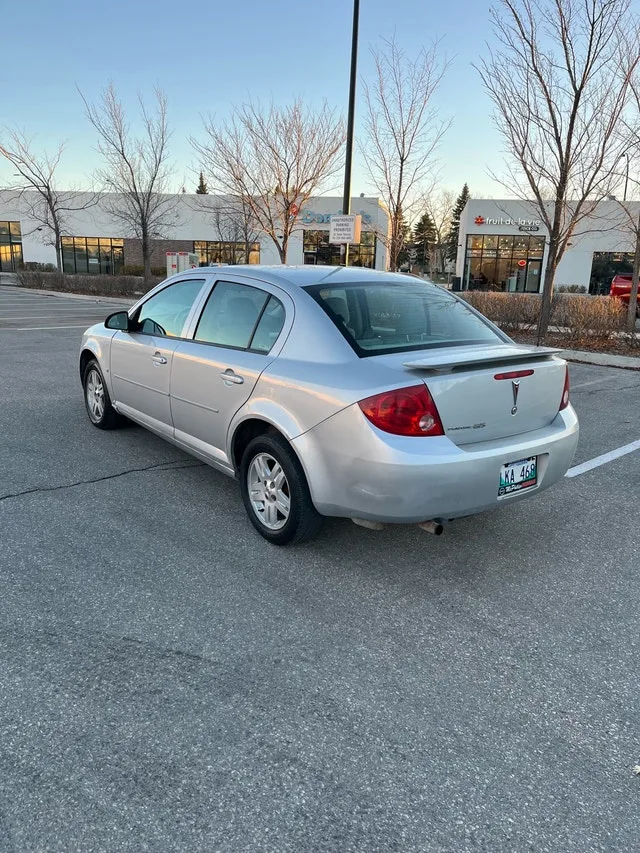 2007 Pontiac G5 - Safetied - Clean Title image indicator(5)