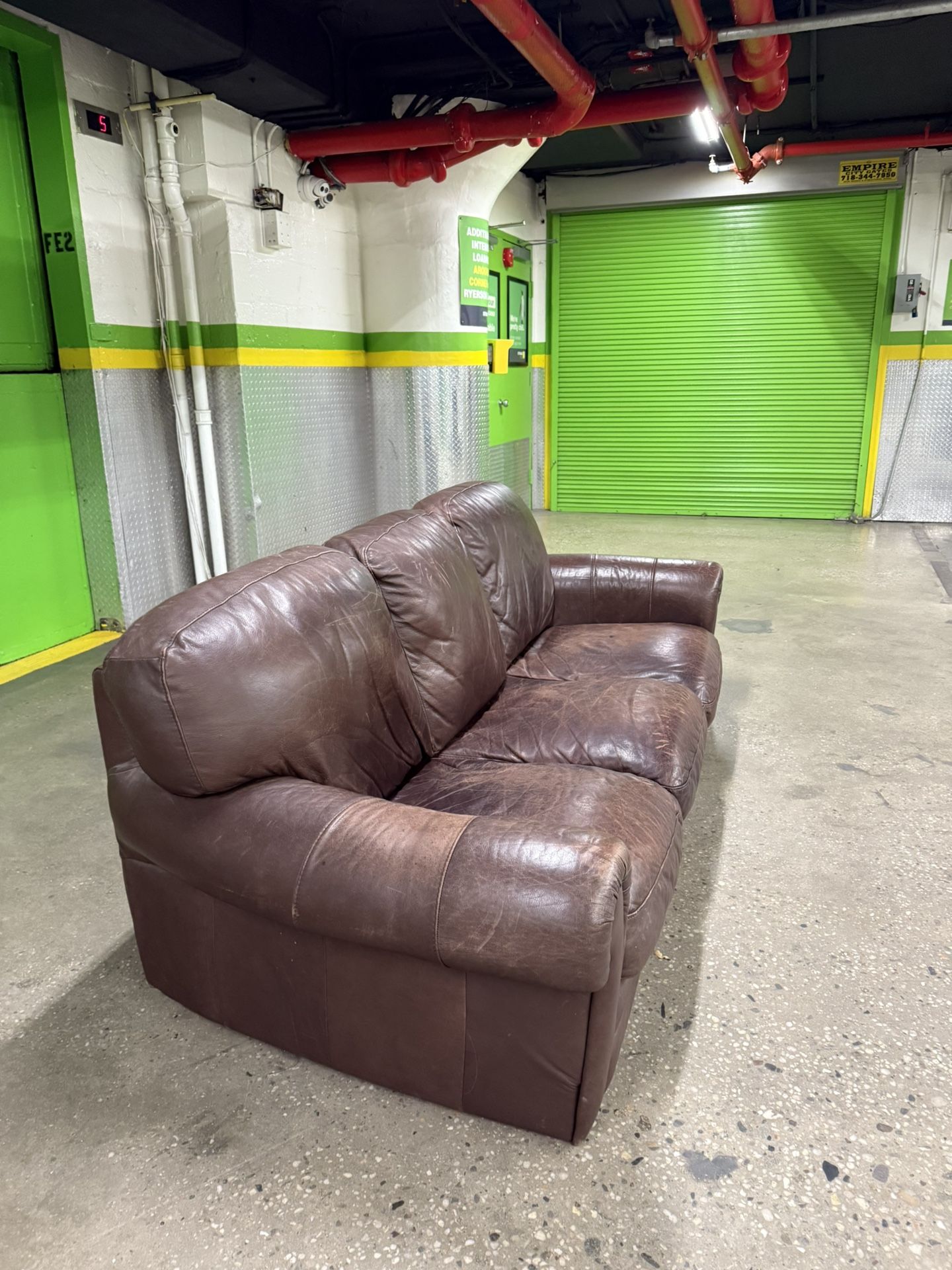 Distressed Brown Leather Sofa - 3 Seater (Natuzzi Style) - photo 3
